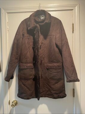 Higgs Chocolate Brown Faux Sheepskin Lightweight Toggle Closure